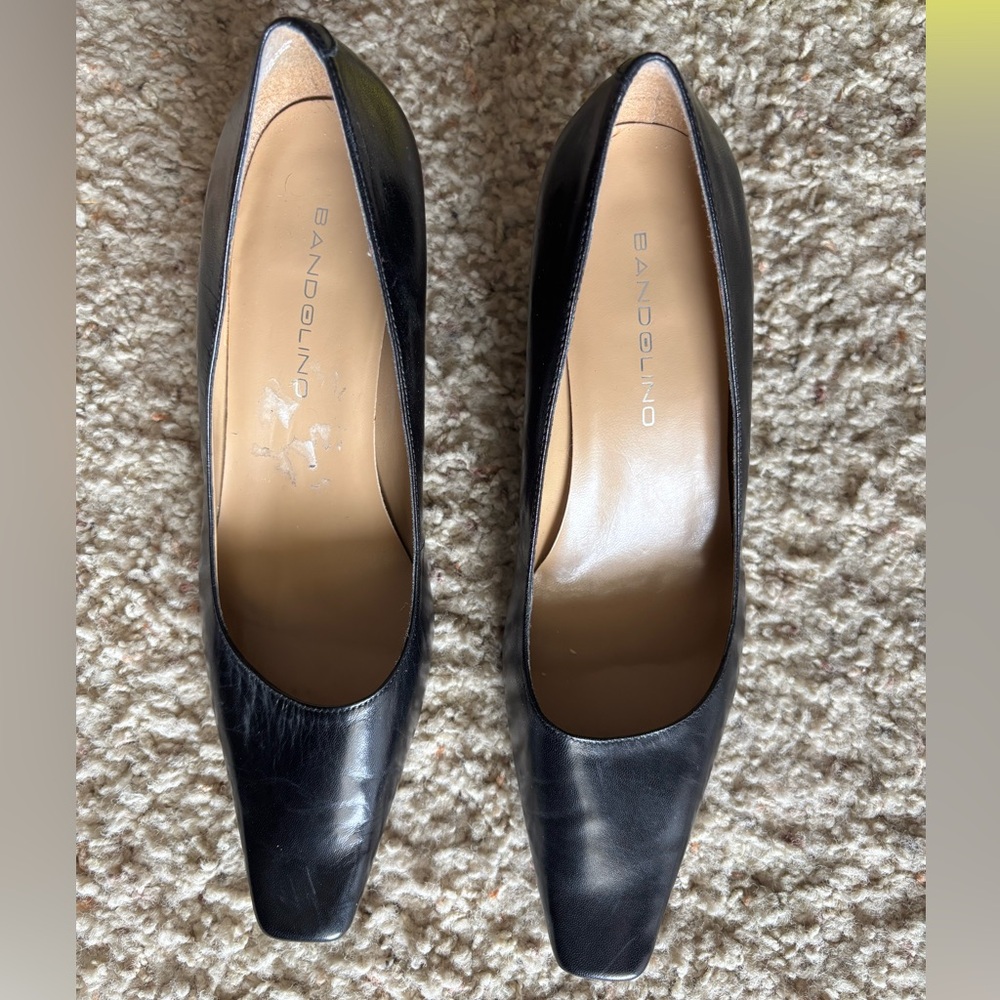 Bandolino Women's Classic Black Heels